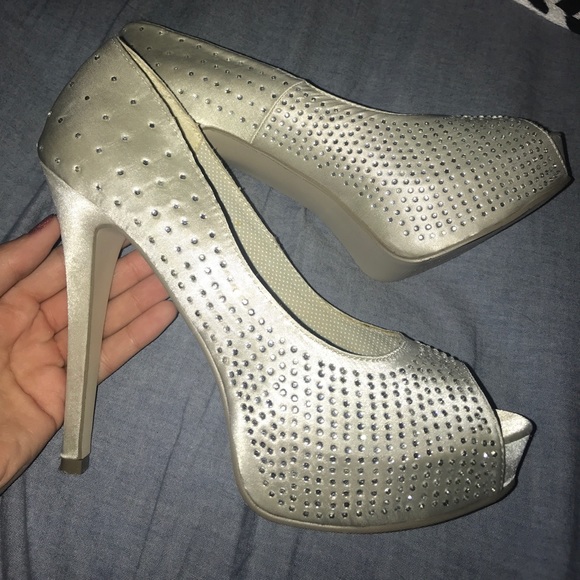 Madden Girl Rhinestoned Silver Heels - Picture 2 of 4